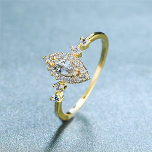 Luxury Female White Crystal Stone Ring Yellow Gold Thin Wedding Rings For Women Vintage Bridal Leaf Engagement Ring