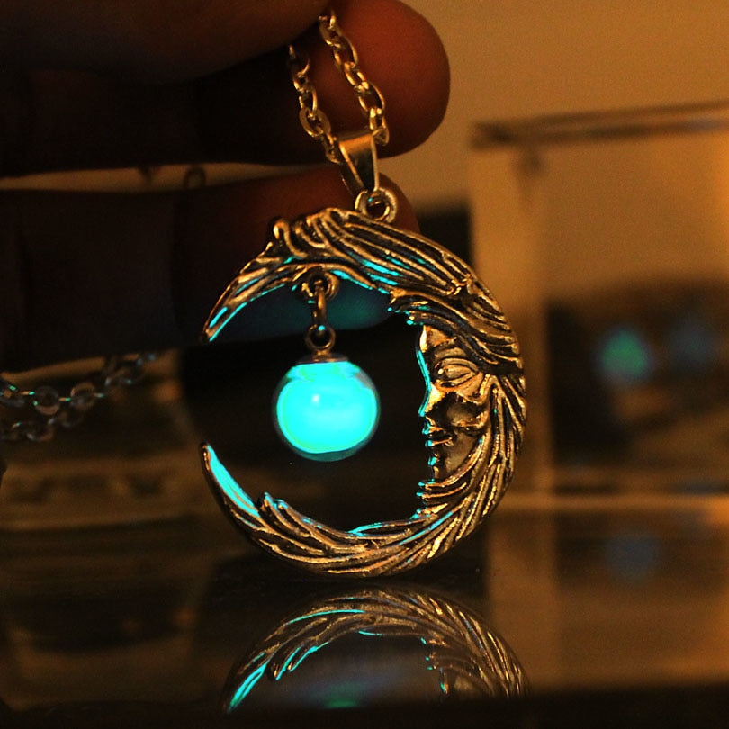 Moon Light: Glow In The Dark Necklace