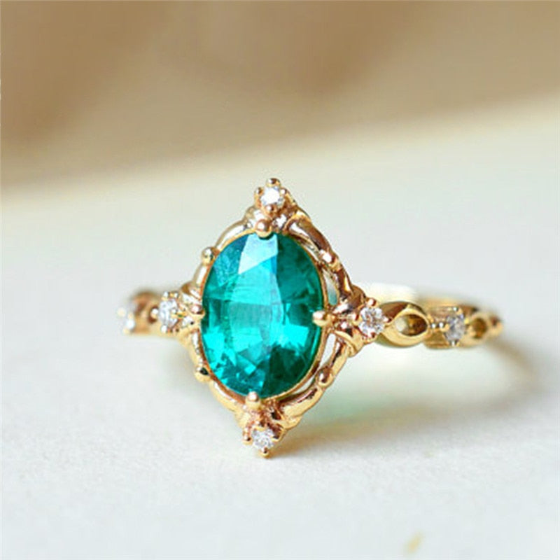 Green Stone Oval Ring