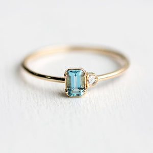 Delicate Aquamarine Art Deco Ring